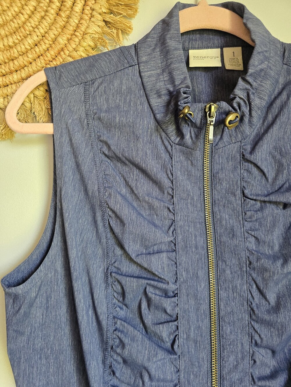 Chico's Zenergy Neema Indigo Ruched Zip Front Athletic Travel Vest SZ Medium - Picture 5 of 10